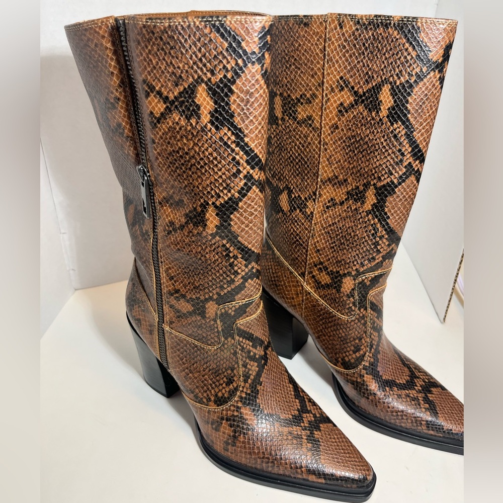 Women’s Handmade Franco Sarto Tan Black Snake-Print Ankle Calf Boots New In Box - Picture 2 of 9